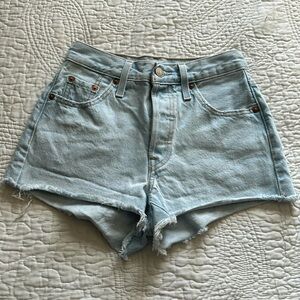 Women’s Levi 501 Shorts